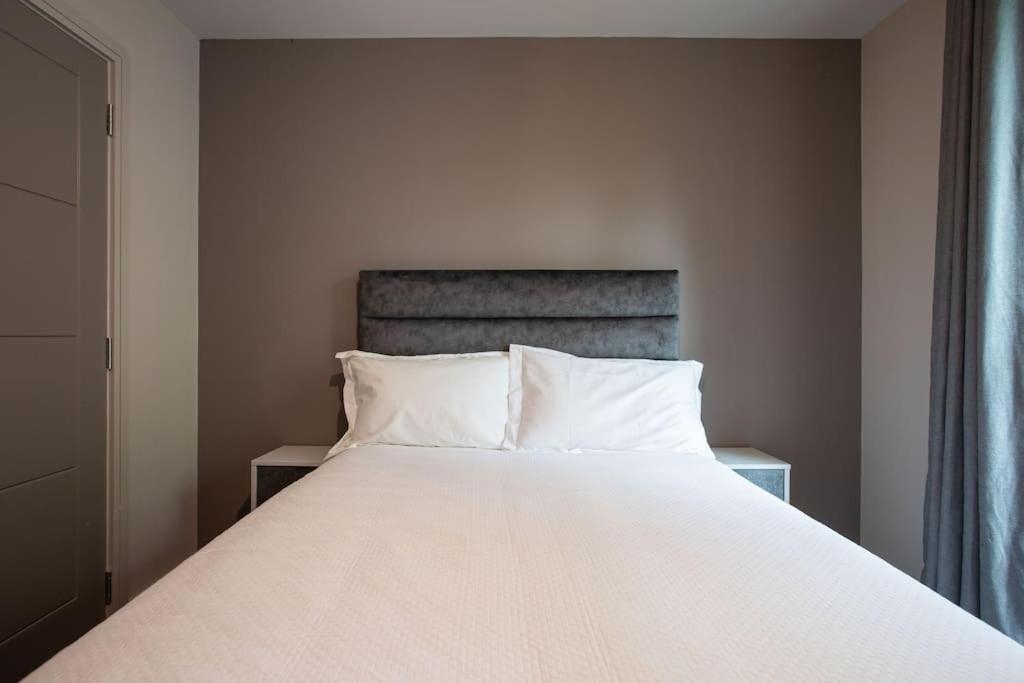 Stunning 2Br Next To The City Airport Bhd - Free Parking Belfast Eksteriør bilde